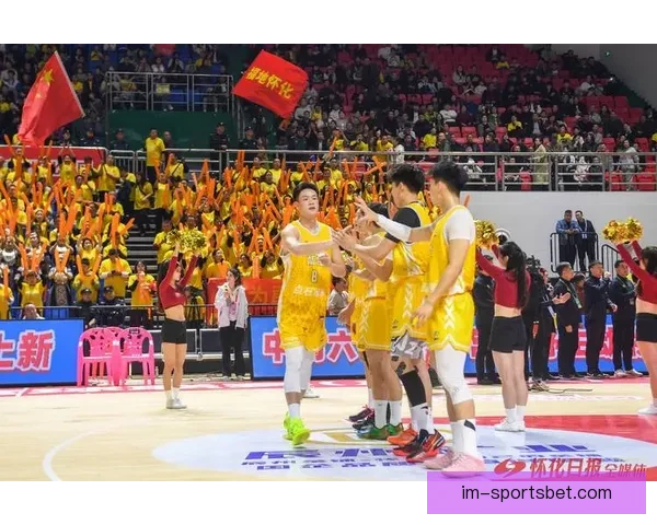 勇士计划今夏大幅调整阵容几乎无绝对核心球员 勇士计划今夏大幅调整阵容几乎无绝对核心球员